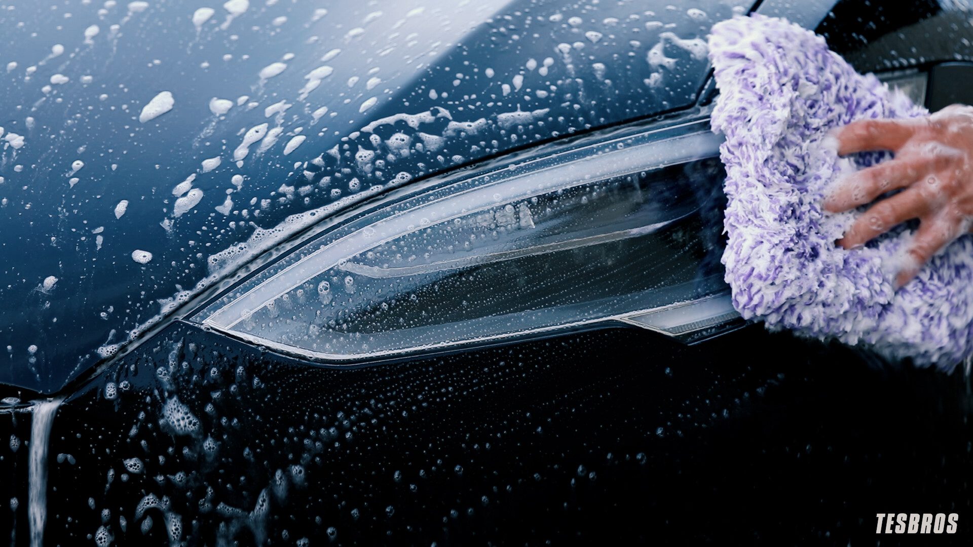 washing headlights washing headlights